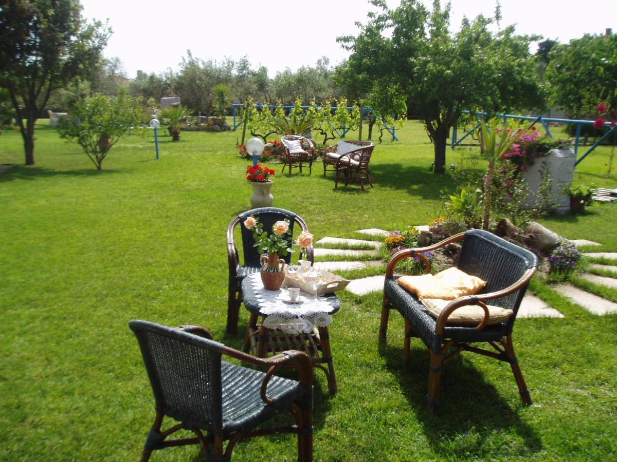Il Bouganville Oristano Dış mekan fotoğraf